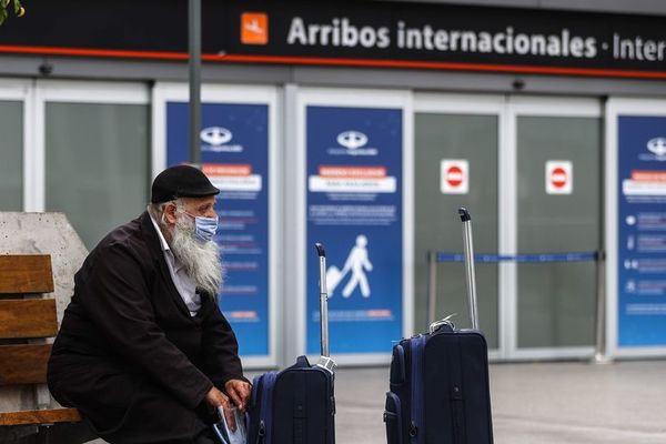 Argentina tiene vacunada al 37% de su población con una dosis - Mundo - ABC Color