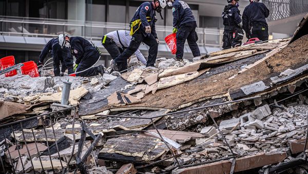 Derrumbe en Miami: bombero encontró cuerpo de su hija entre escombros del edificio
