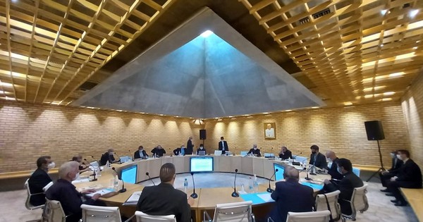 La Nación / Obispos se reunirán en asamblea virtual para conocer el informe del año de la eucaristía