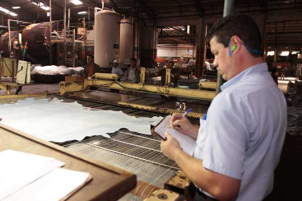 Empresa nacional de cuero incrementa participación en el mercado de EEUU | .::Agencia IP::.