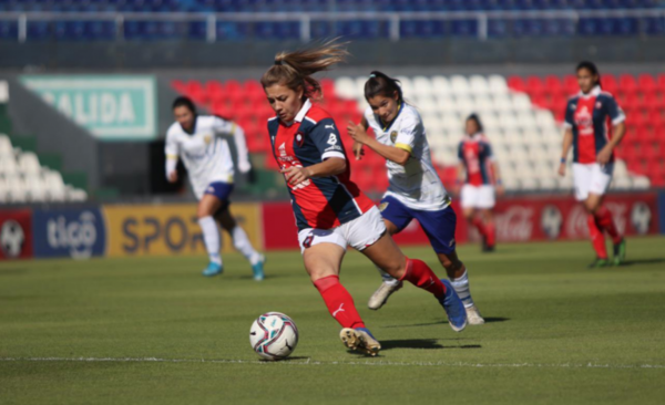 Diario HOY | Cerro golea a Capiatá y se corona campeón del Femenino