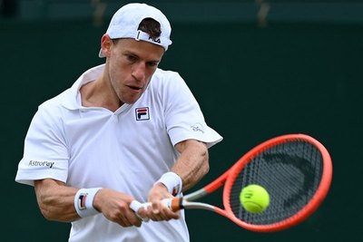 Muguruza y Schwartzman, eliminados; Djokovic va ante Garín en octavos