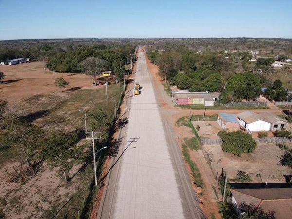 Progresa construcción de nueva pavimentación asfáltica en Amambay