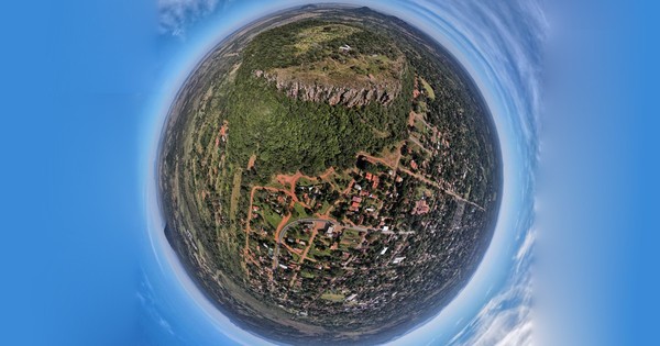 La Nación / Cerro Yaguarón - OJO Galería