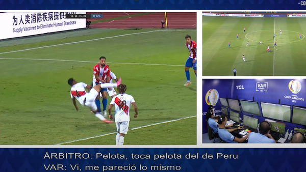 El VAR analiza las polémicas entre Paraguay y Perú
