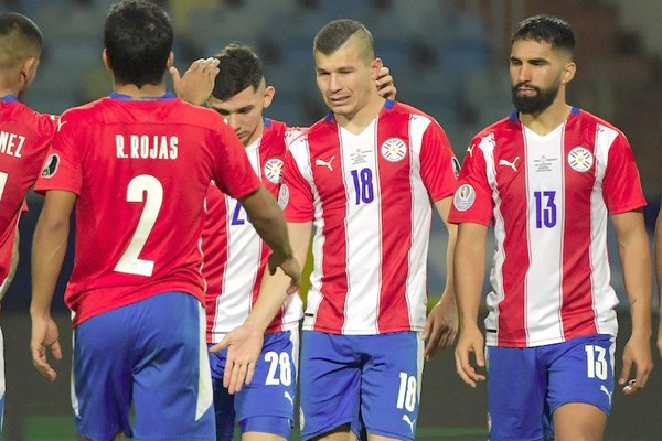 Crónica / LA ALBIRRÓ HIZO UN BUEN PARTIDO, PERO... ¡Fatal en los penales!