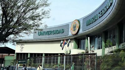 Intervienen universidad, tras denuncias por títulos falsos
