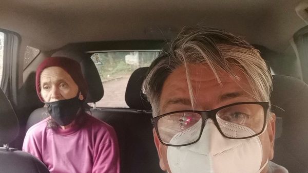 Voluntarios que se convierten en padrinos para salvar vidas