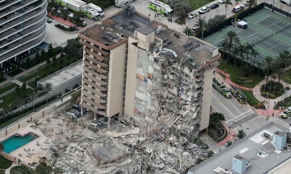 Suben a 20 los muertos tras derrumbe de edificio en Florida