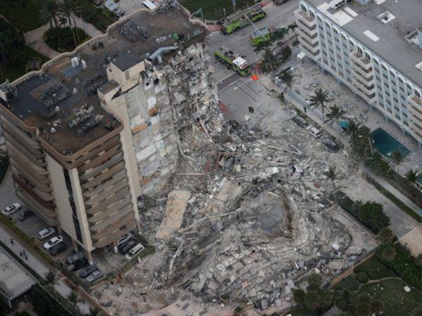 Demolerán el resto del edificio derrumbado en Miami