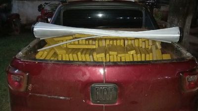 Policía incauta cinco vehículos con marihuana en Pedro Juan Caballero