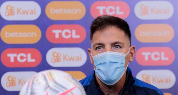 Berizzo en la Albirroja; solo 17 puntos de 45 posibles en partidos oficiales
