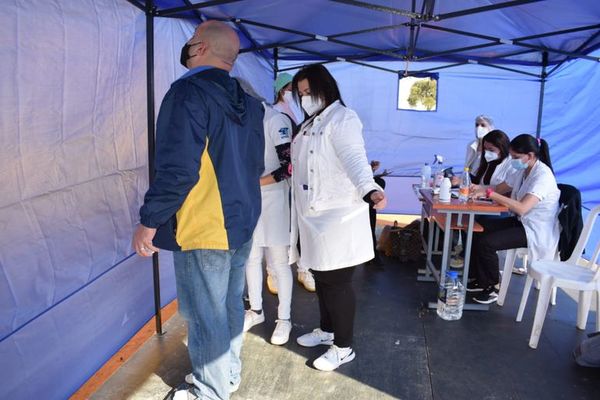 Vacunatorio de Luque: Habilitan carpa para diagnosticar obesidad - Nacionales - ABC Color