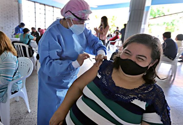 Ministro vislumbra un mes auspicioso con récord de vacunados en julio