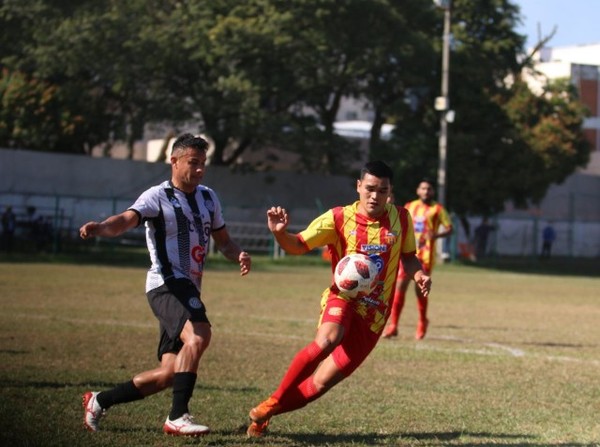 Paridad en la mañana sabatina de la Primera B - APF