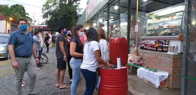 Productores de frutilla esperan ansiosos a sus clientes este fin de semana - Nacionales - ABC Color