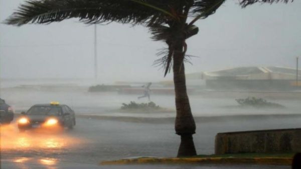 El huracán Elsa pierde fuerza pero sigue amenazando al Caribe | Ñanduti