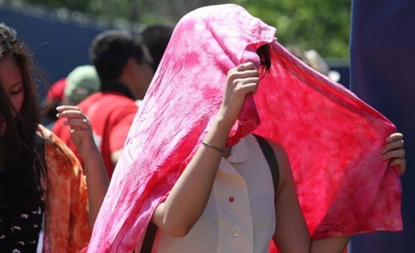 Diario HOY | La ola de calor ya ha causado la muerte de al menos 500 personas en Canadá