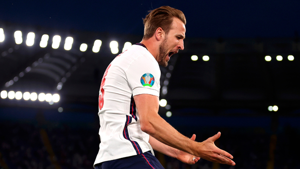 Inglaterra avanza a semifinales tras una paliza a Ucrania
