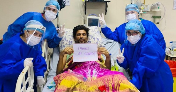 La Nación / Paciente trasplantado renal ganó la batalla al COVID-19 y recibió su alta médica
