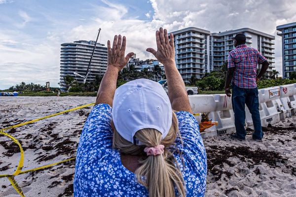 Paran búsqueda de víctimas antes de tumbar edificio siniestrado en Miami-Dade - Mundo - ABC Color