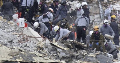La Nación / Suman 24 los cuerpos rescatados entre los escombros del edificio