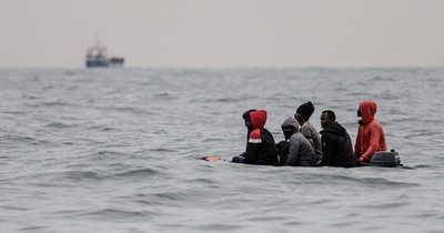 La Nación / Reino Unido endurecerá las penas contra los migrantes ilegales