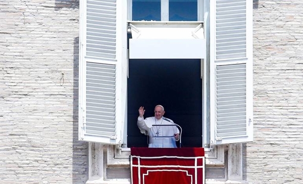 Diario HOY | El papa Francisco, operado hoy en Roma por un problema de colon
