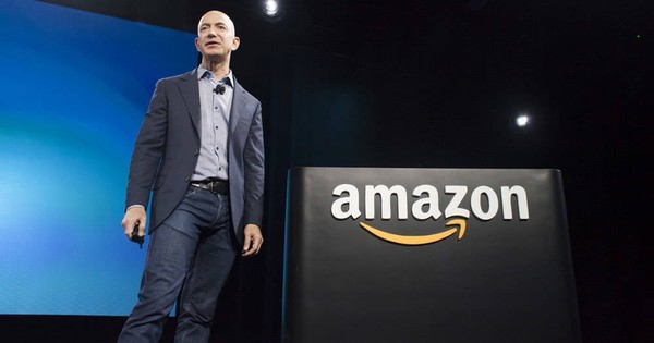 La Nación / Jeff Bezos se va de Amazon pero deja atrás una sólida herencia