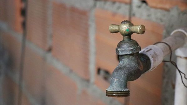 Essap: Falta de agua seguirá en barrios de Asunción y ciudades de Central