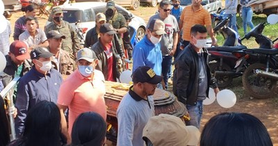 La Nación / Secuestro y crimen: amigos y familiares reciben el cuerpo de Jorge Ríos
