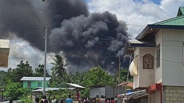 Accidente de avión militar en Filipinas deja al menos 45 muertos
