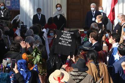 Chile reanuda inicio de convención constitucional tras pausa por protestas | El Independiente