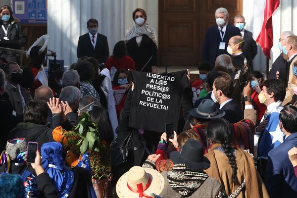 Chile reanuda inicio de convención constitucional tras pausa por protestas | El Independiente