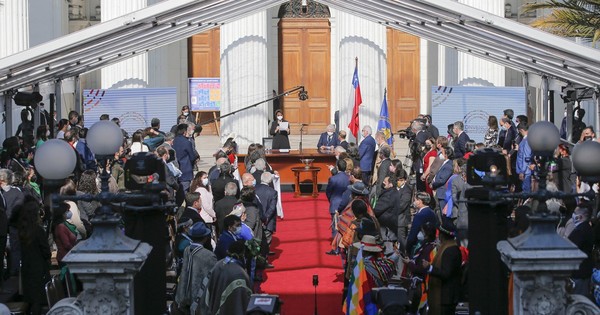 La Nación / Convención Constitucional en Chile se instala en medio de protestas