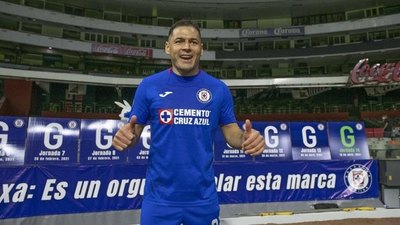 Cruz Azul anuncia la renovación de Pablo Aguilar con un creativo video