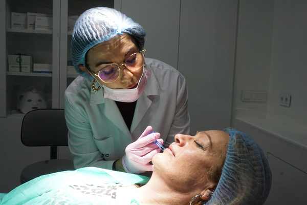 Muertes en búsqueda de la belleza: proyectan ley que regula cirugías estéticas - ADN Digital