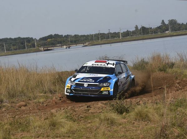 Augusto se da el gusto en Carmen del Paraná - Automovilismo - ABC Color