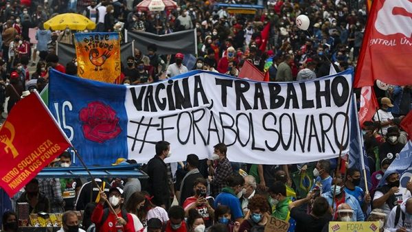 Protestas en Brasil contra Bolsonaro tras abrirse investigación por escándalo de vacunas indias
