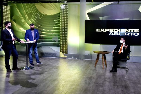 Juez se expone a una sanción si no castiga dilaciones en juicio a Cuevas - Nacionales - ABC Color