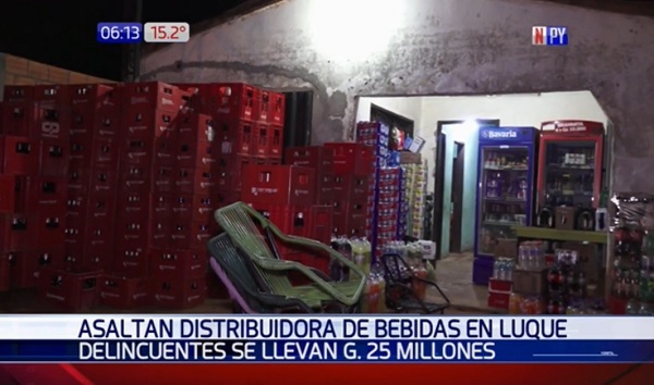 Asaltantes llevan G. 25 millones tras asalto a distribuidora en Luque
