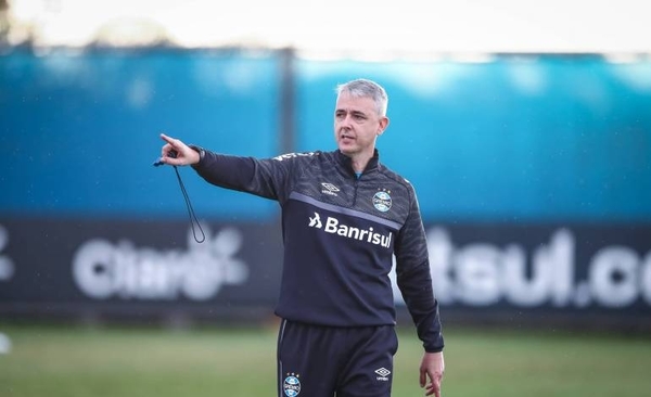 Diario HOY | Gremio despide técnico tras otra derrota que lo mandó al foso de la tabla