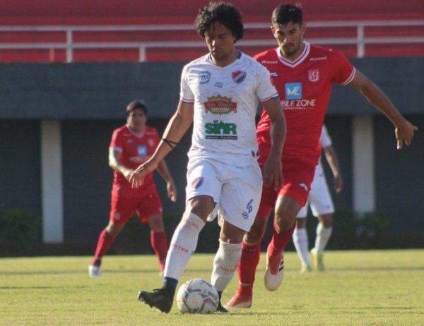 EL DICHO DE “TÉCNICO QUE DEBUTA GANA” NO SE DIO EN EL “3”