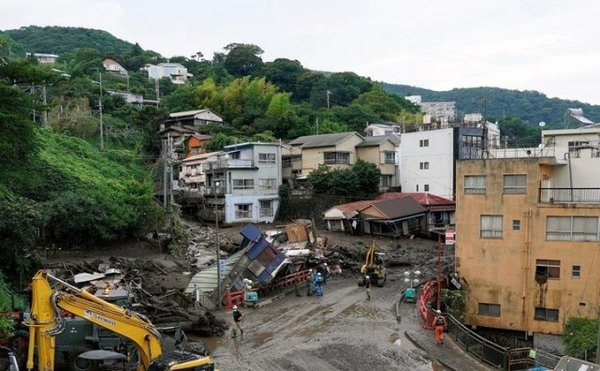 Crece el número de víctimas tras el alud de barro en Japón: 4 muertos y 80 desaparecidos | OnLivePy