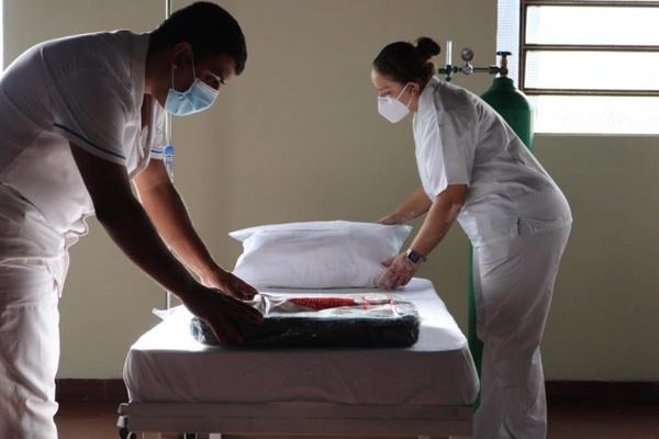 Nuevo pabellón de contingencia suma 16 camas para pacientes en Villarrica | OnLivePy