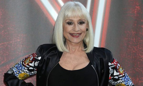 A los 78 años, murió la popular cantante italiana Raffaella Carrà