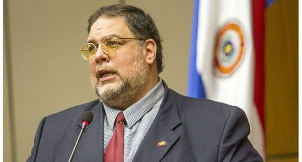 Fernández Bogado se desmiente a sí mismo - ADN Digital