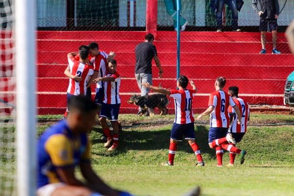Hayes tumba al Colón JAS y llega a la cima - Fútbol de Ascenso de Paraguay - ABC Color