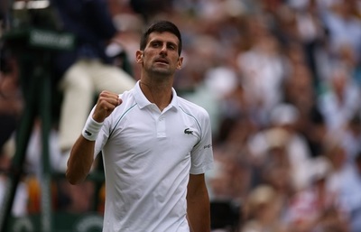 Djokovic no falla ante Garín y avanza a los cuartos de final