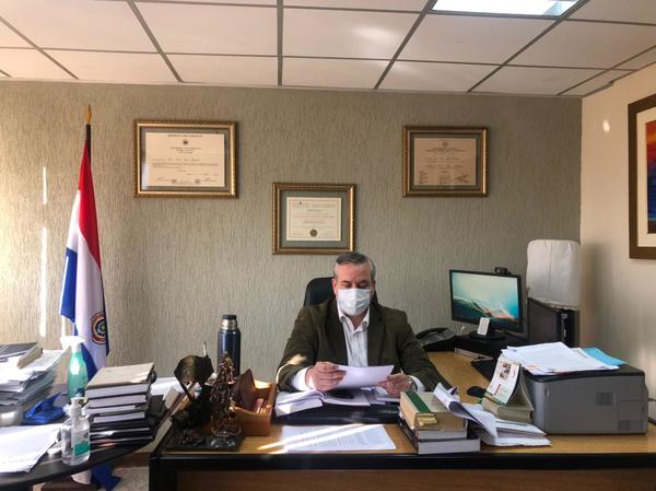 Miguel Cuevas enfrentará juicio oral y público, según resolvió juez